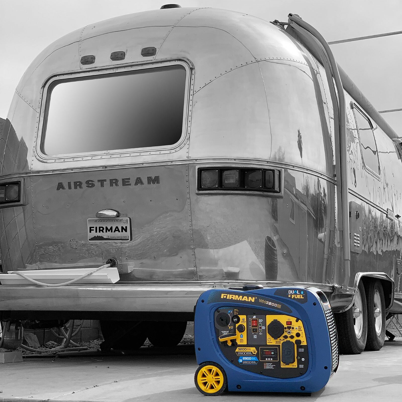 FIRMAN WH02942F 3200/2900W Dual Fuel Inverter Portable Generator
