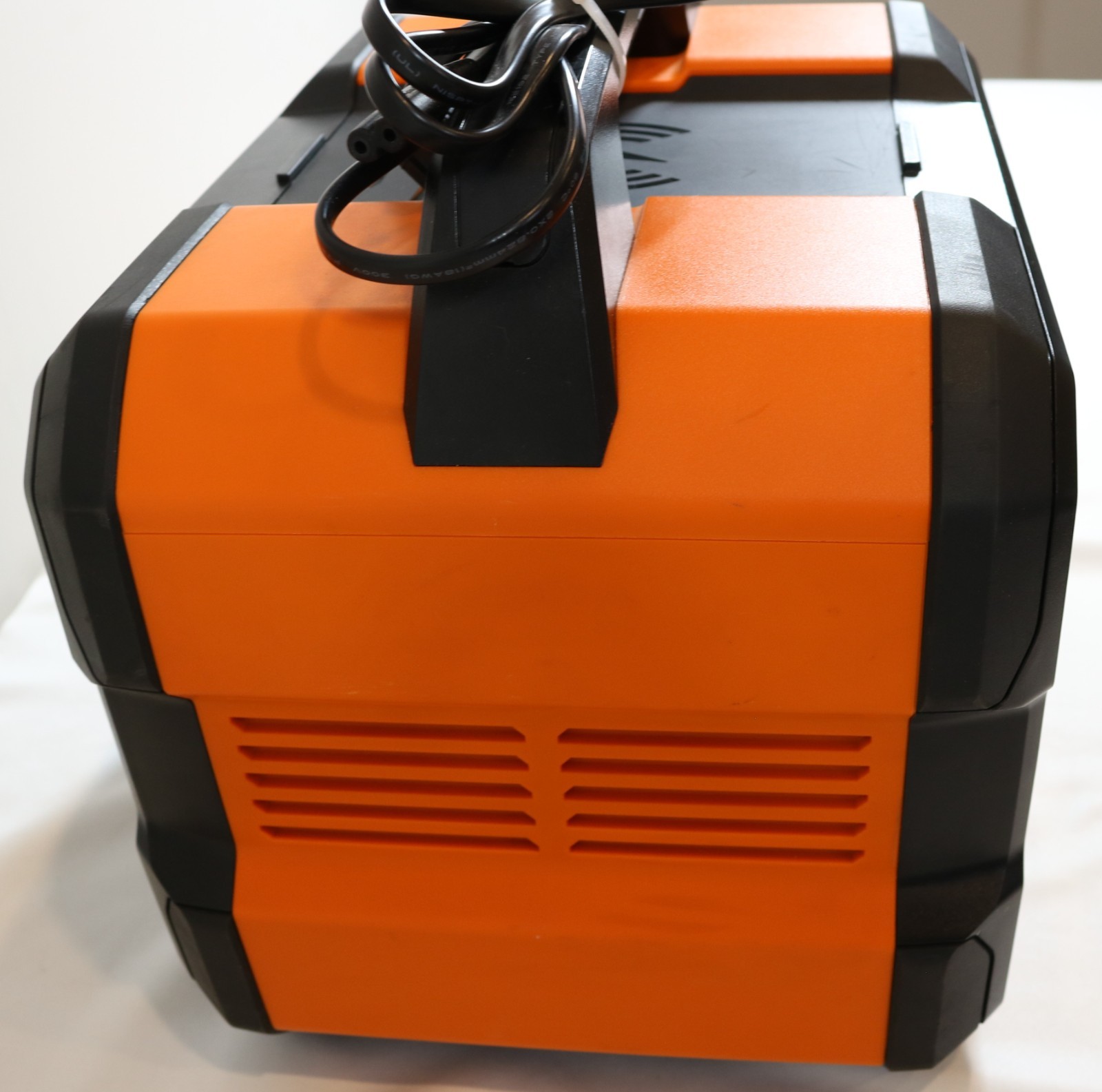 GENERAC ELECTRIC GENERATORS 1600 WATT G0080250 W/CORD (P18027785)