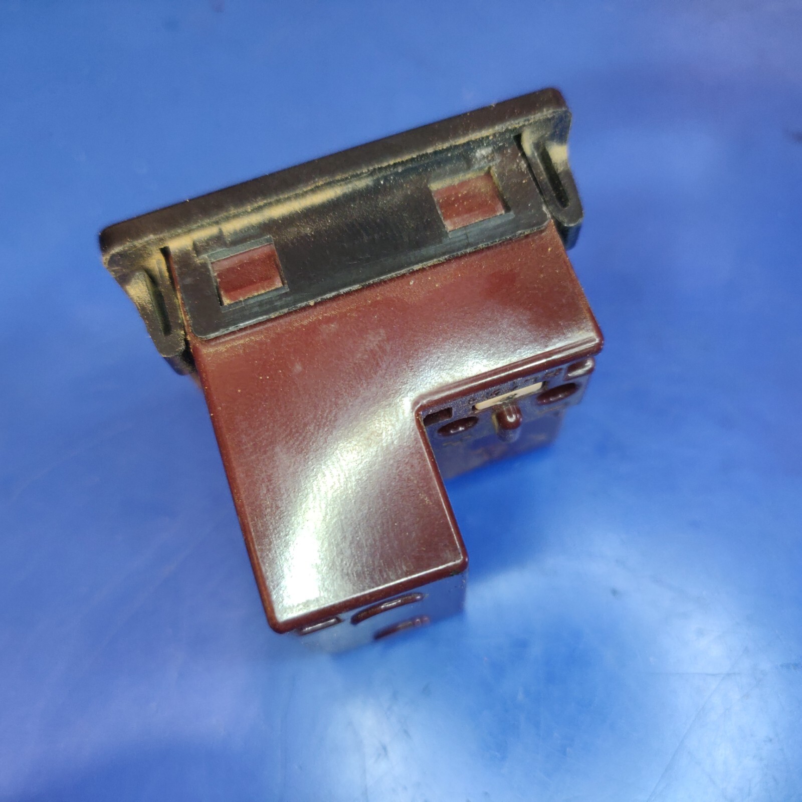 31460-ZT3-C01 RECEPTACLE honda eu2000i eu2000ia generator