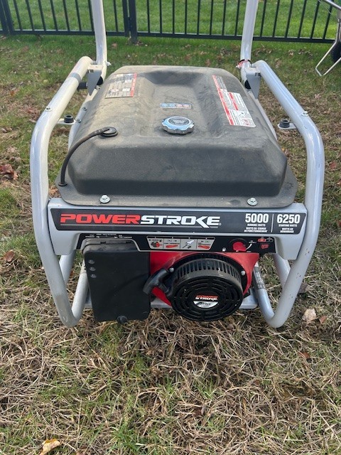 PowerStroke Generator | Only 2 hours of use | 5000 Running Watts (6250 Starting)