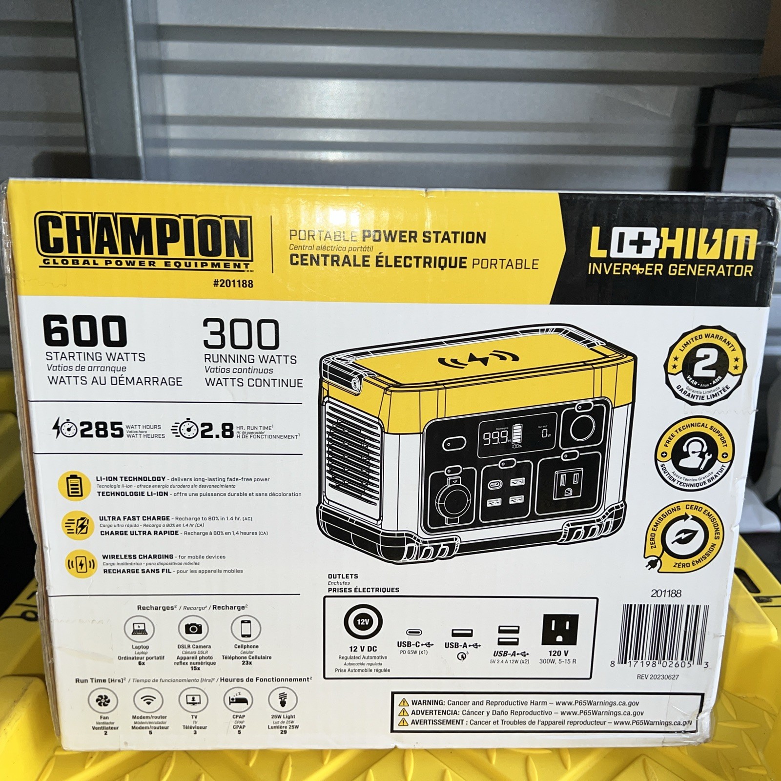 Champion Inverter Generator 600 Starting Watts. 300 Running Watts New In Box!