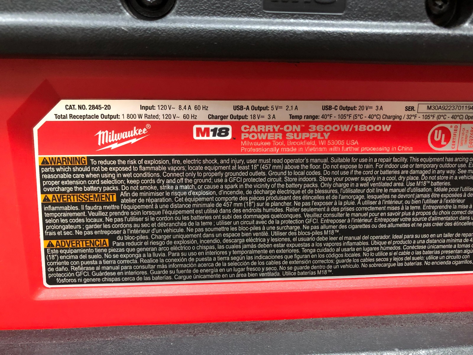 Milwaukee 2845-20 M18 Carry On 3600W/1800W Power Supply Battery Powered Fast SH!