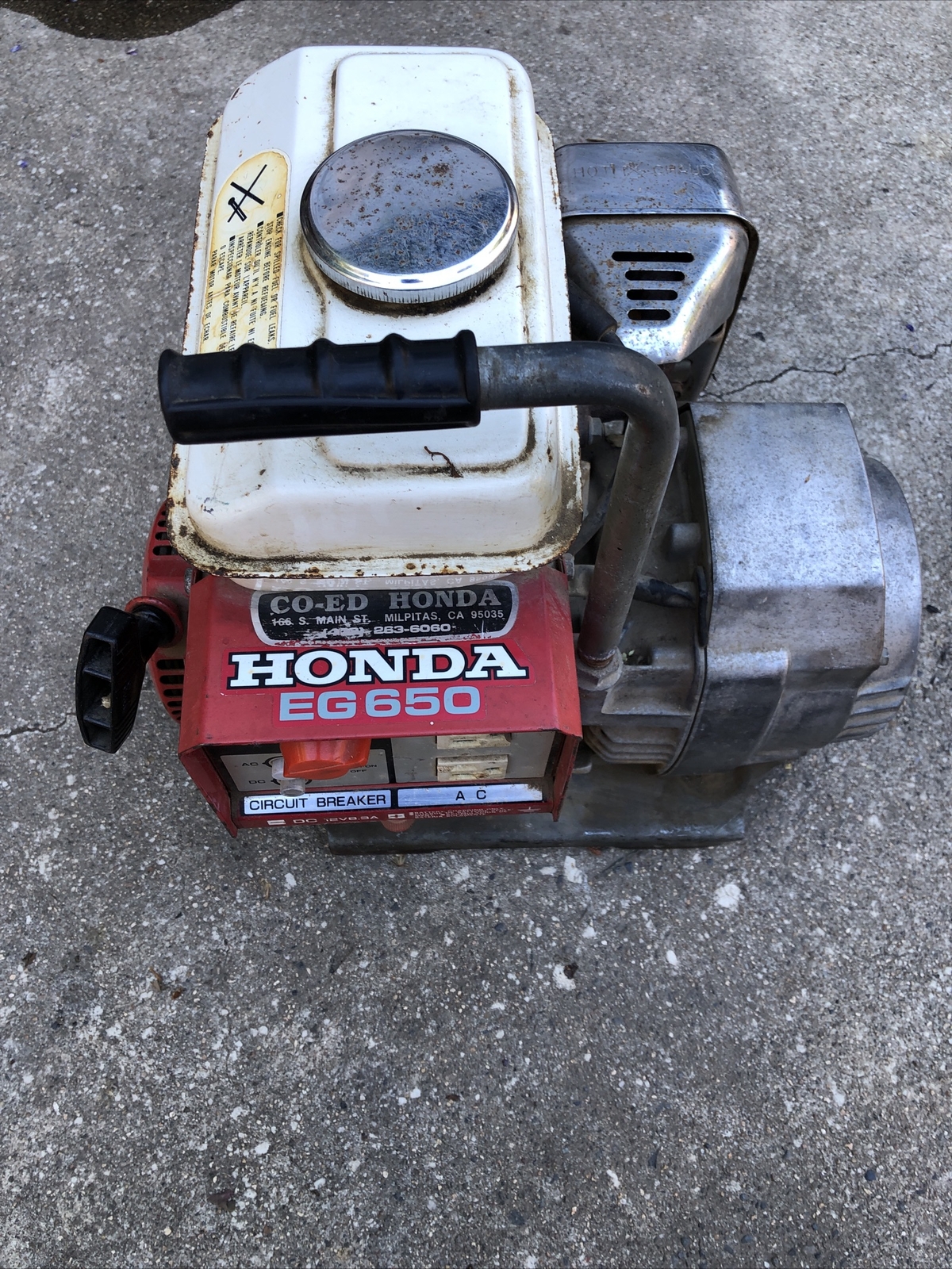 Honda Generator EG650 Gas Powered Portable Camping 650 Watt 120v 12v AC DC Japan