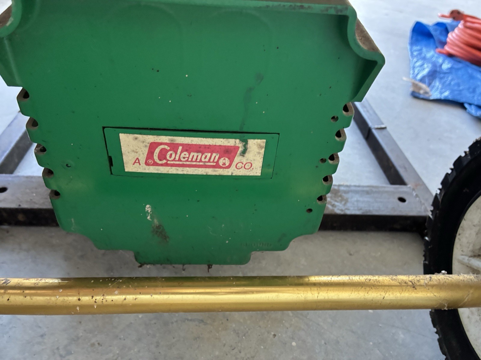 Coleman Power mate 4000 Watt Generator- Briggs and Stratton