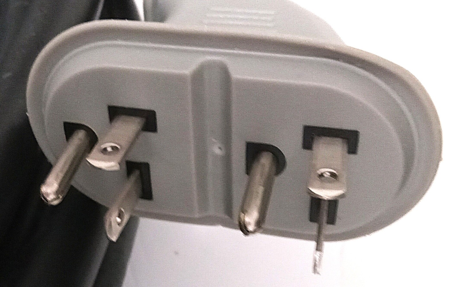Briggs & Stratton 20 Amp Generator Adapter Cord Set – 25′ Long 4 Outlets – New