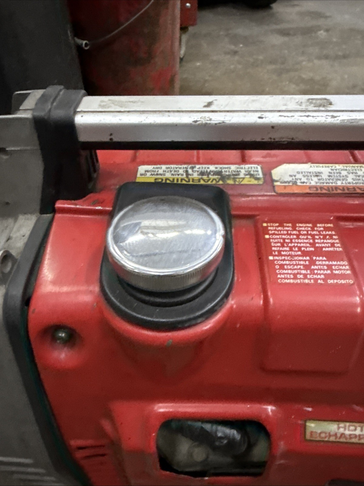 Honda EM650 Generator EM-650 Starts/Runs Well