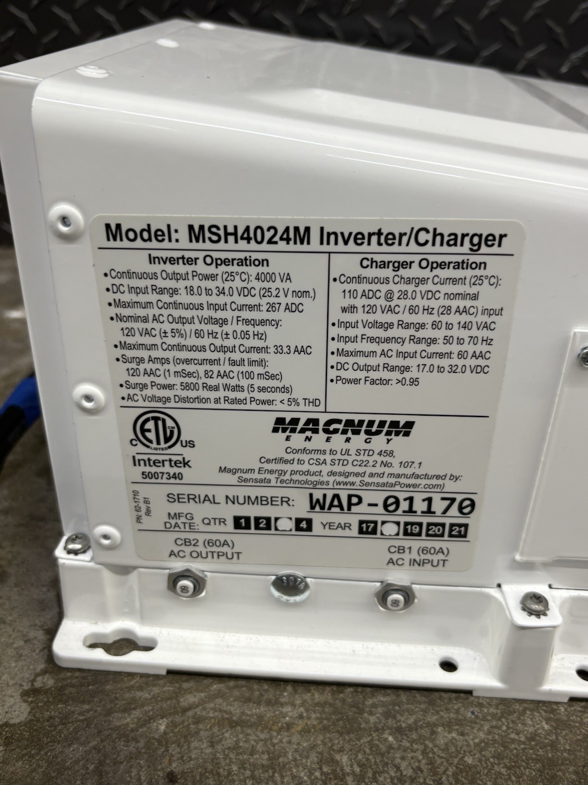 New Magnum Magnasine inverter MSH4024M 24V 4000w w ME-RC 50 Remote Hybrid