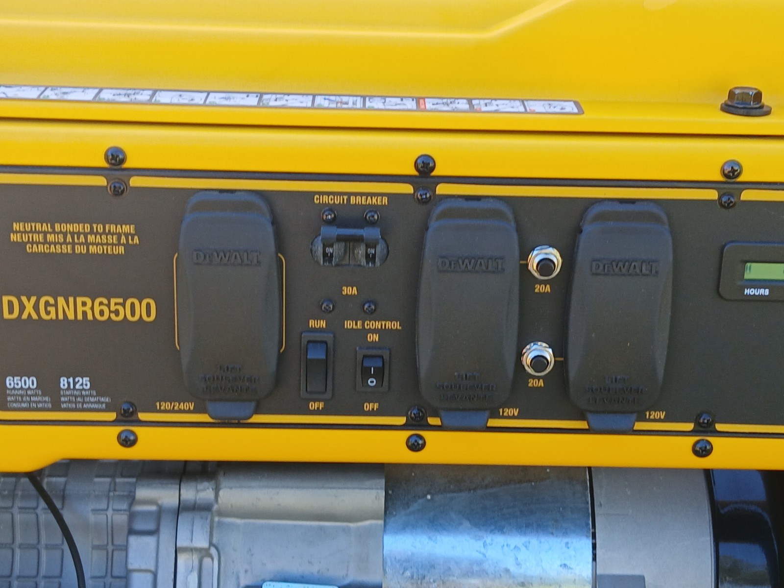 DEWALT DXGNR6500 Power Generator – Yellow
