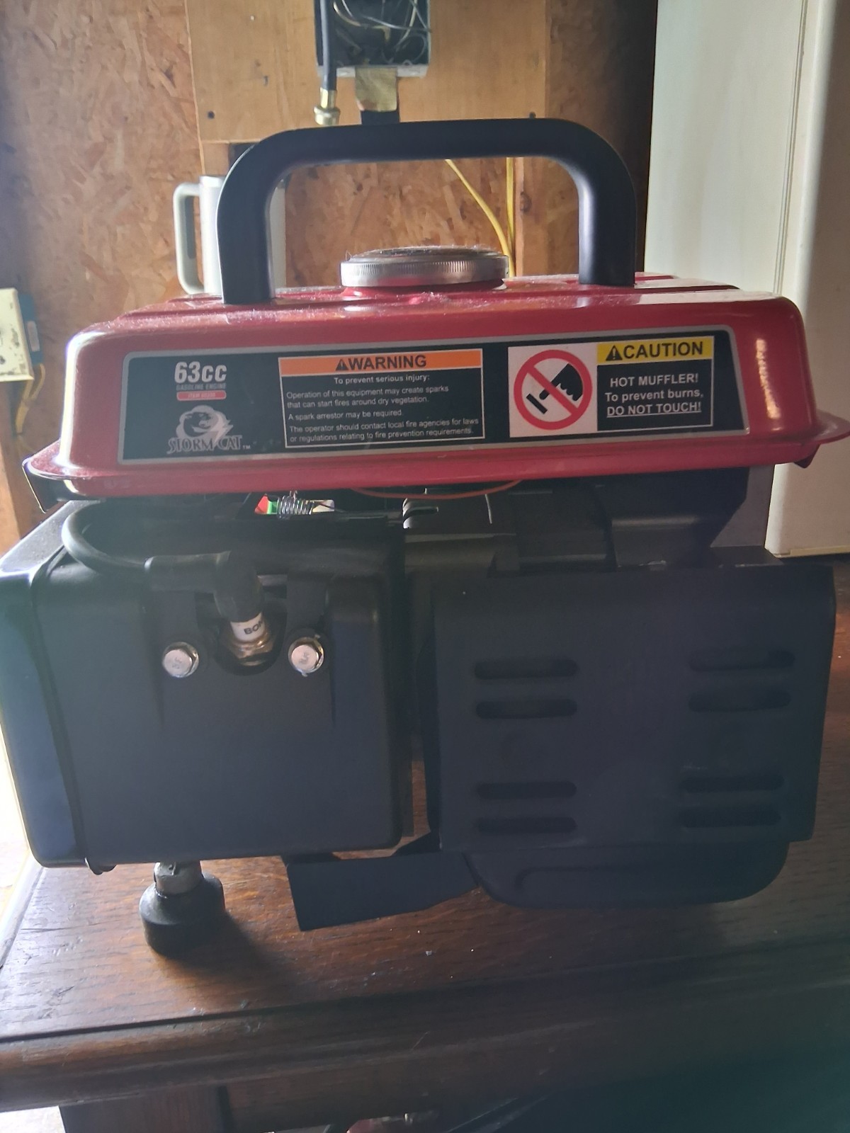 Storm Cat 63cc Portable Gasoline Generator 900 Max Watts Red Black