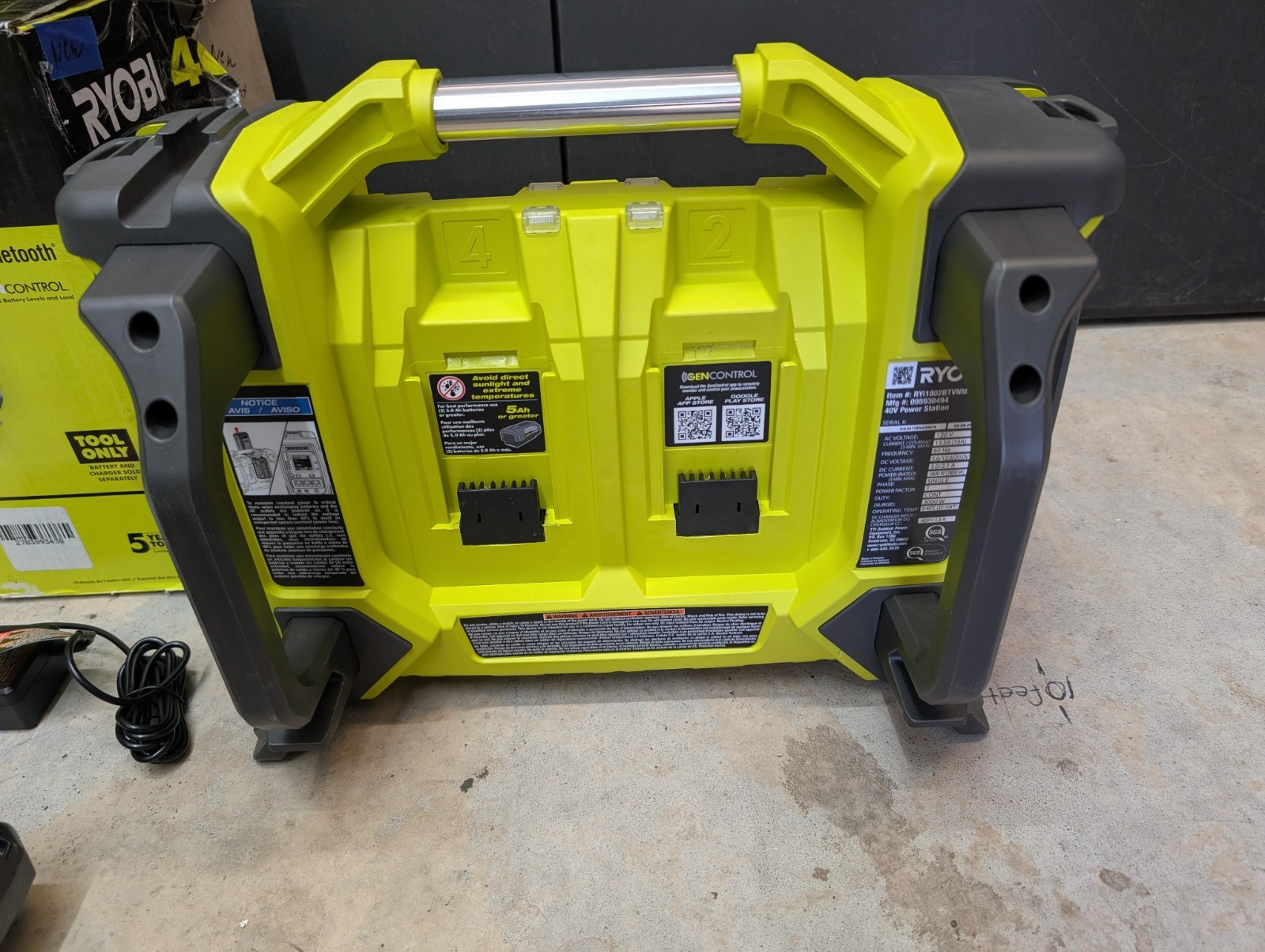 Ryobi RYi1802BTVNM, 40Volt – 3000Watt Power Station Generator WITH 4 BATTERIES!