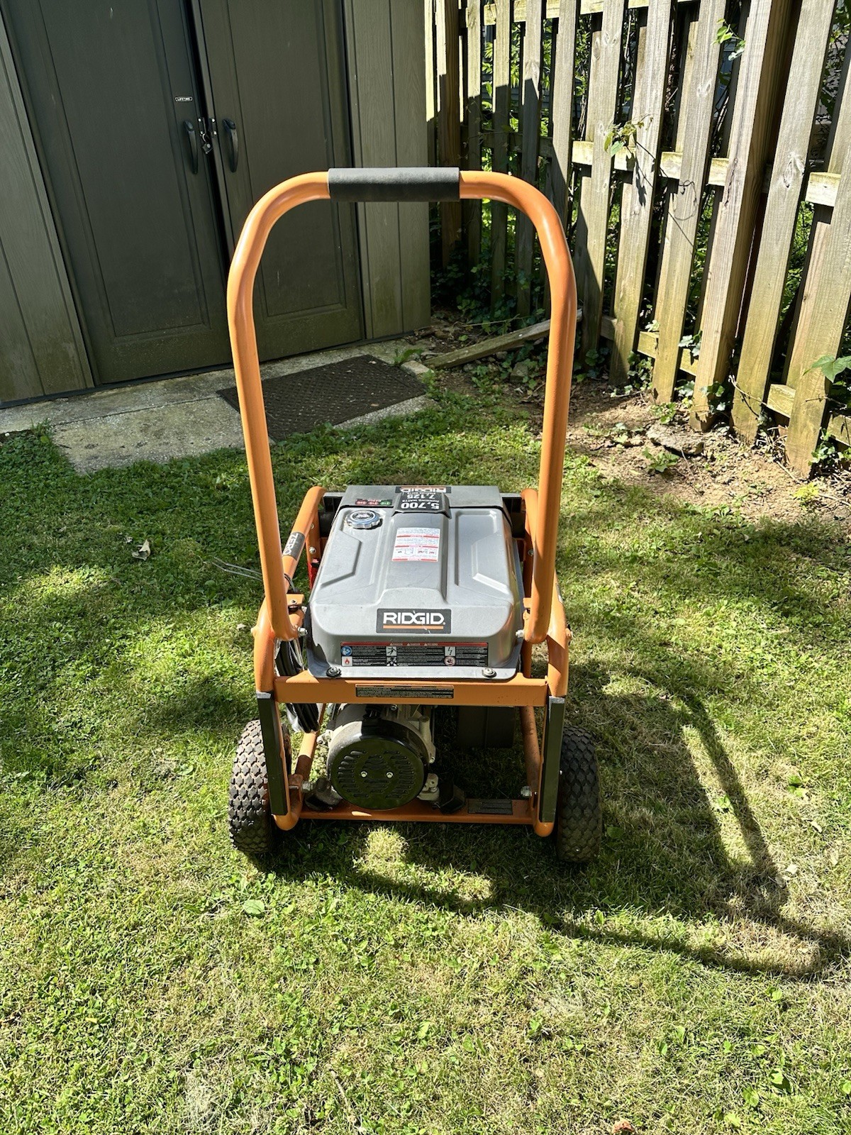 RIDGID Portable Generator 5700W Running 7125W Start 120V/240V
