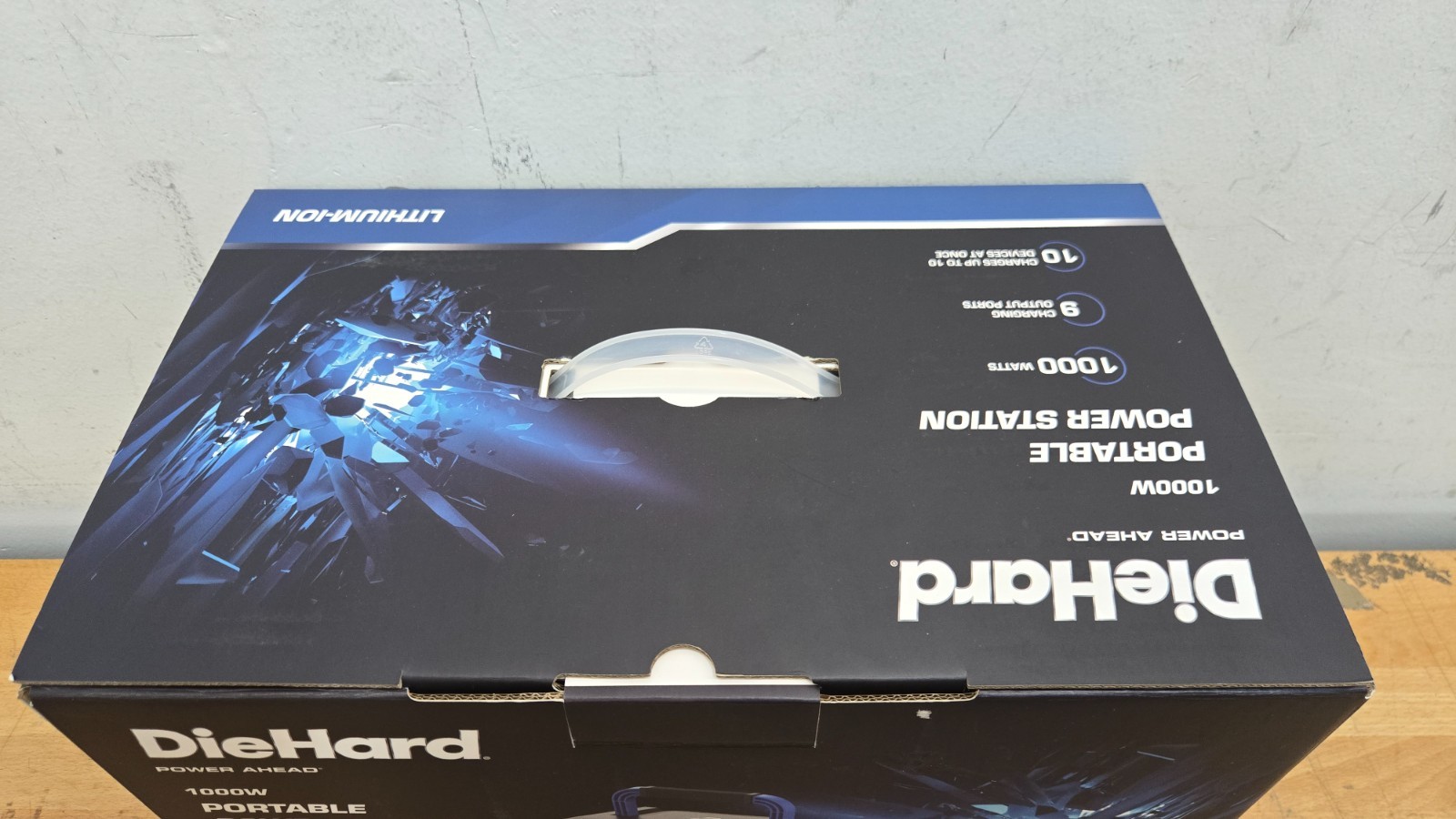 DieHard DH-20003-01, 1000W Portable Power Station Mobile Power Supply