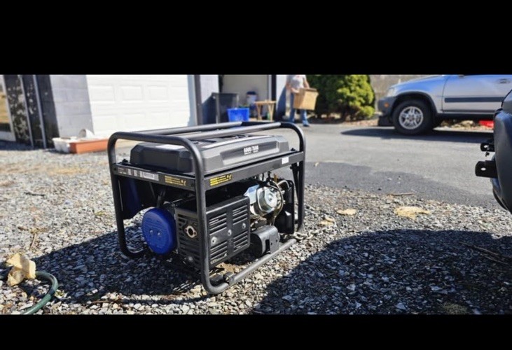 Westinghouse WGen6000 Portable Power Generator Home Backup Blue/Black 5+ gal