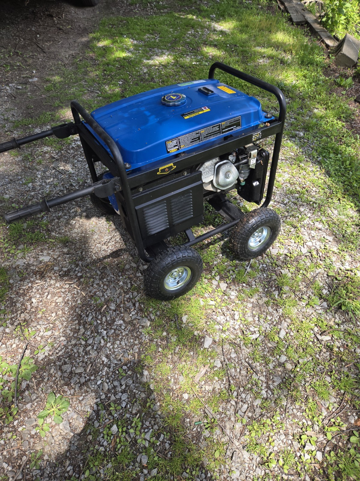 PowerMax XP8500E gasoline powered portable electric generator