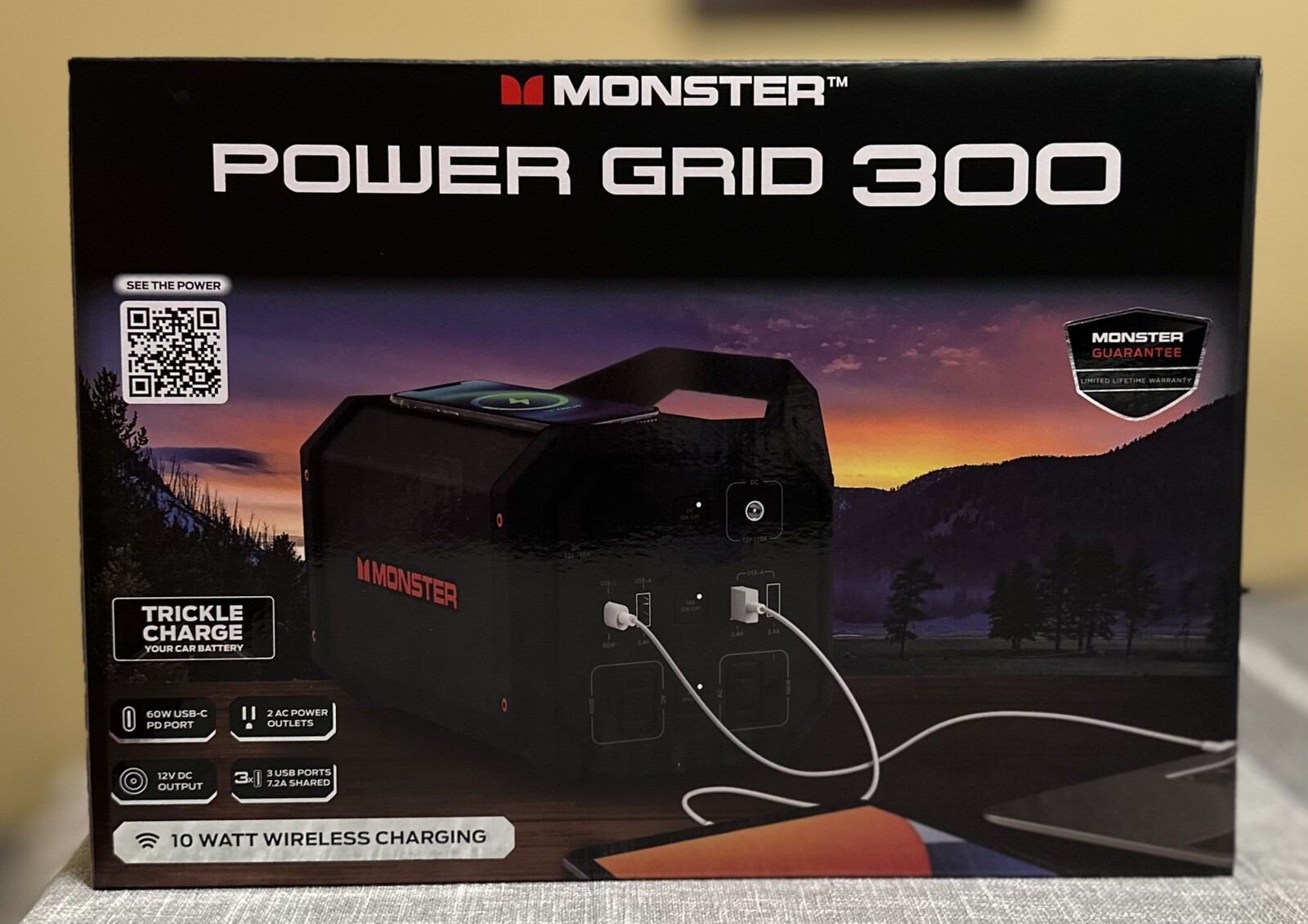 Monster Power Grid Portable 300W Battery Power Station 10W Wireless (Black) New