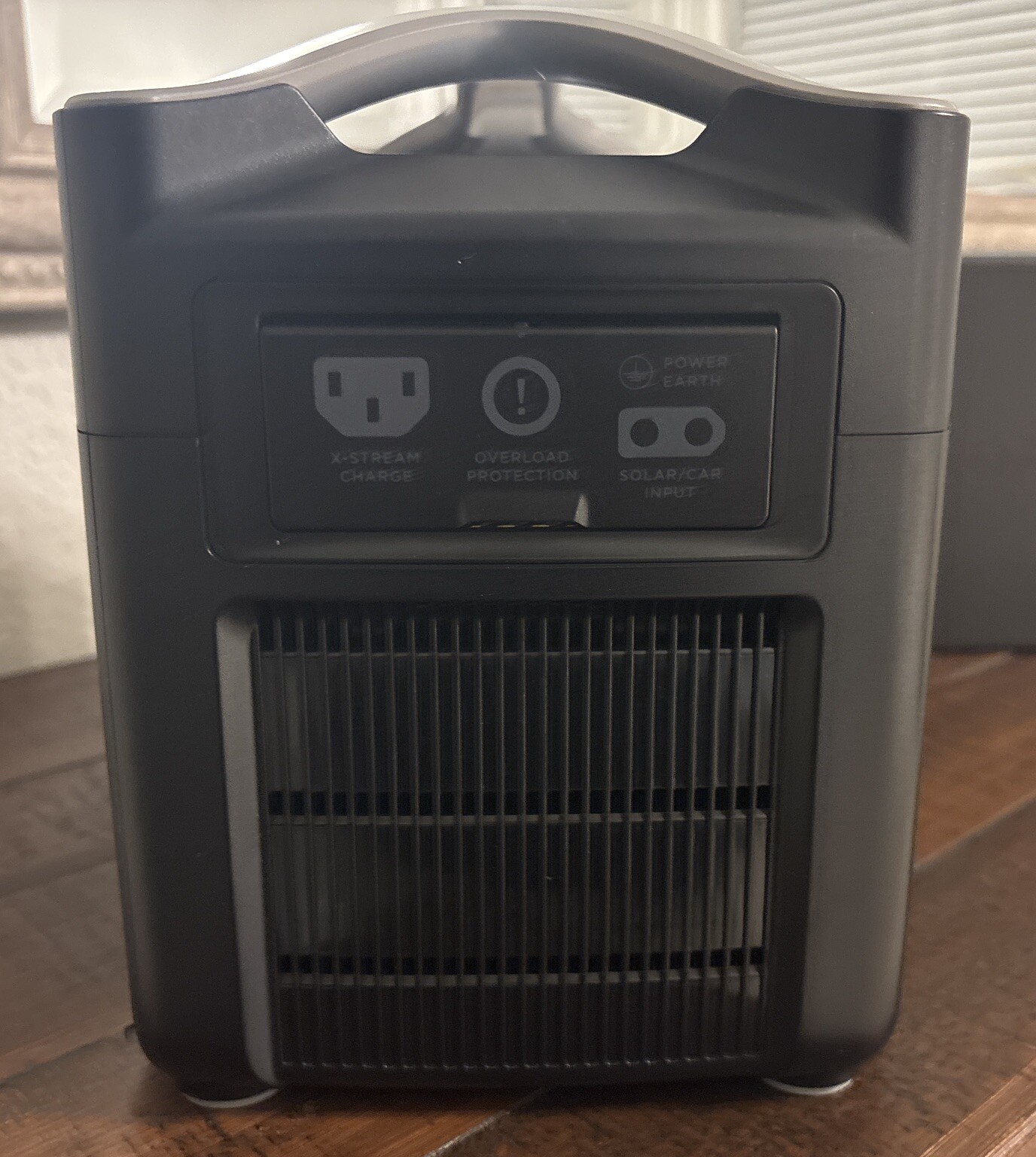 EcoFlow – RIVER Pro Portable Power Station EF4 PRO 720wh 600W 120V