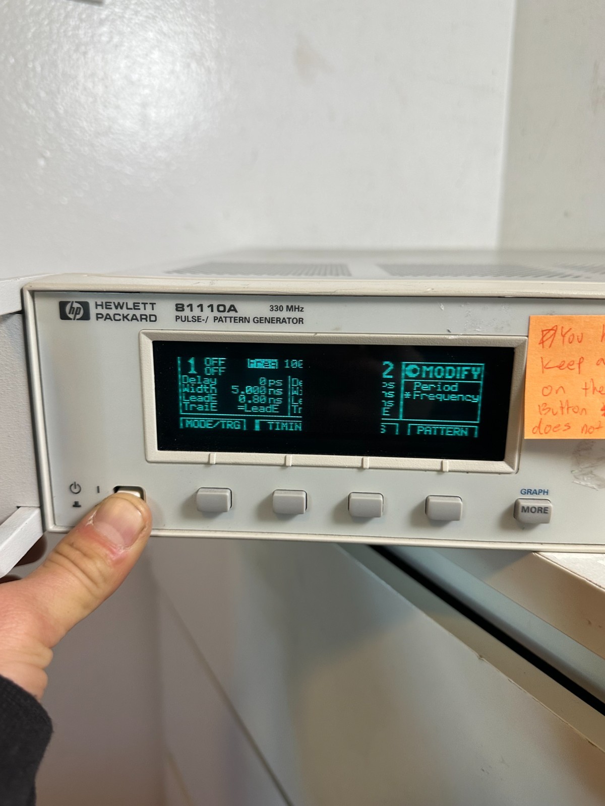 Hewlett Packard 81110A White 330MHz Digital Display Pulse Pattern Generator