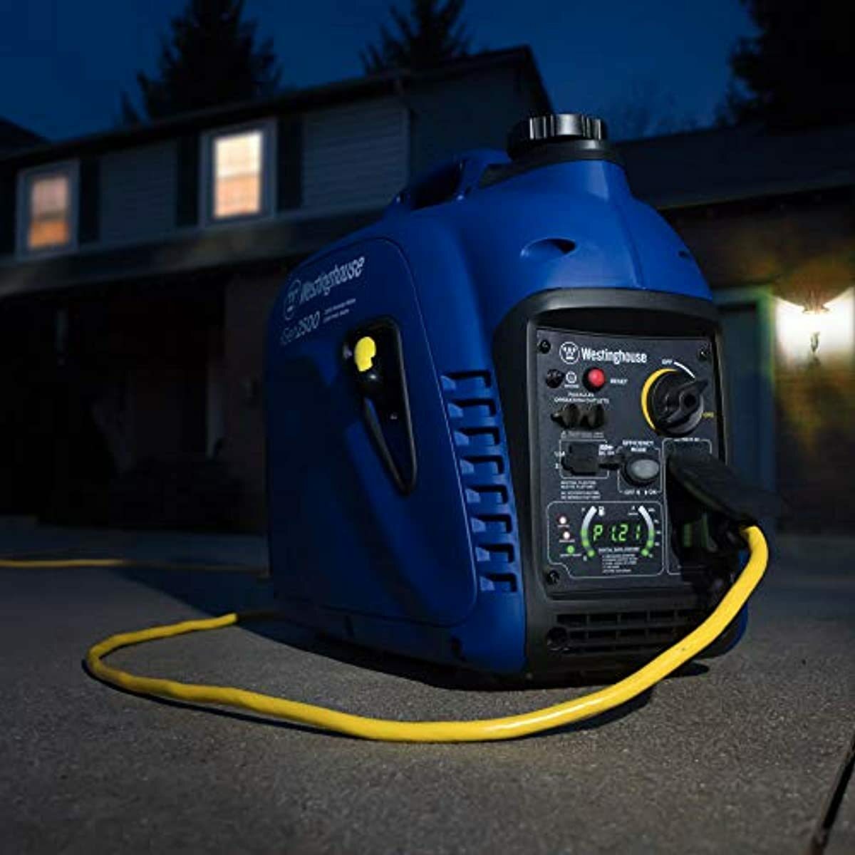 Westinghouse 2,800-W Super Quiet Portable Gas Powered Inverter Generator Home RV
