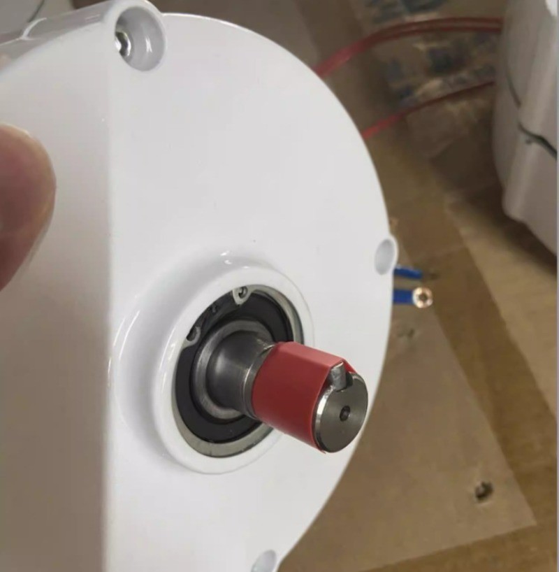 100W, 200W, 12V, 24V Permanent Magnet Three-Phase Brushless AC Generator