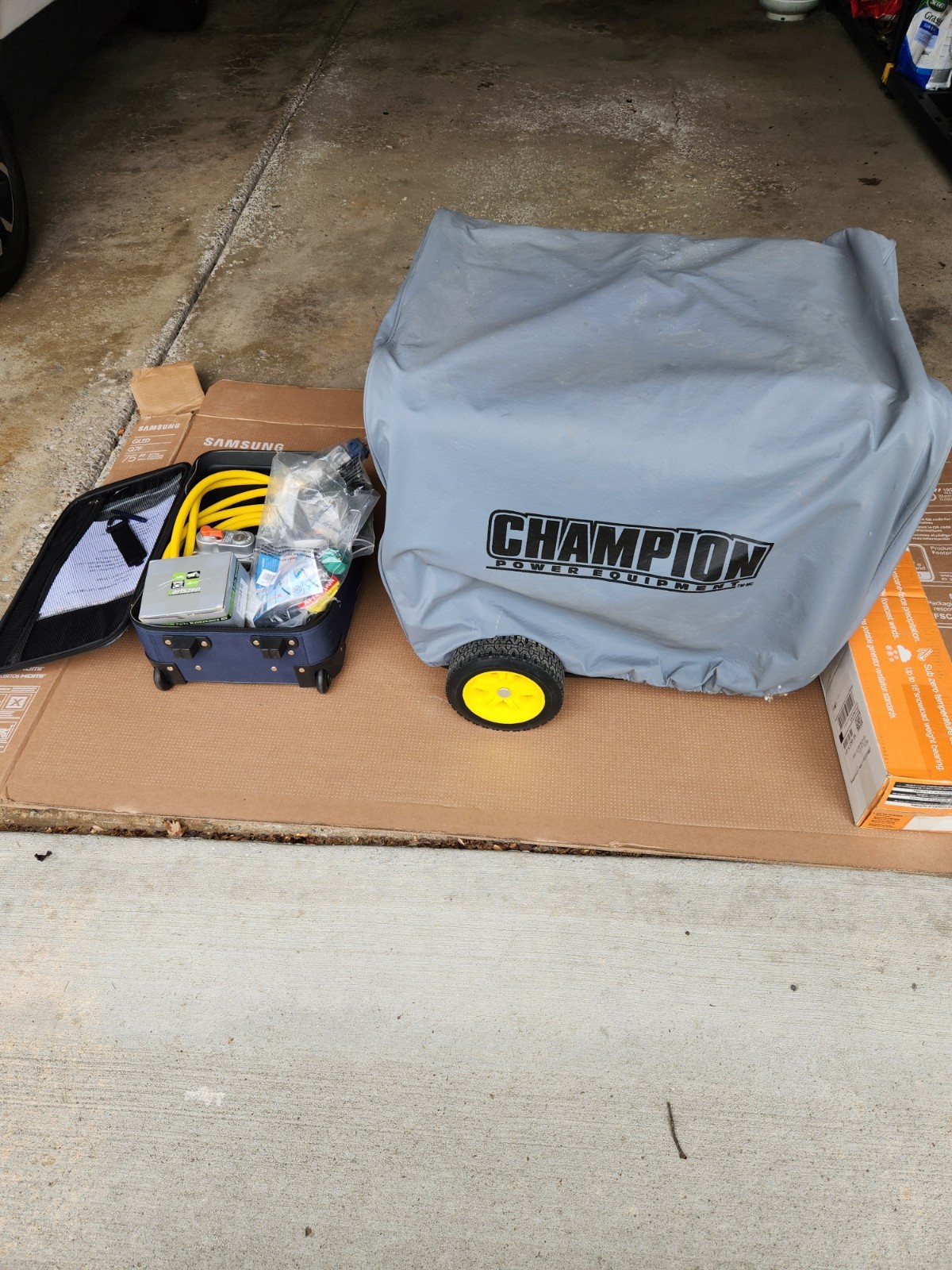 Champion Dual Fuel Portable Generator Pull Start 6900/5500W