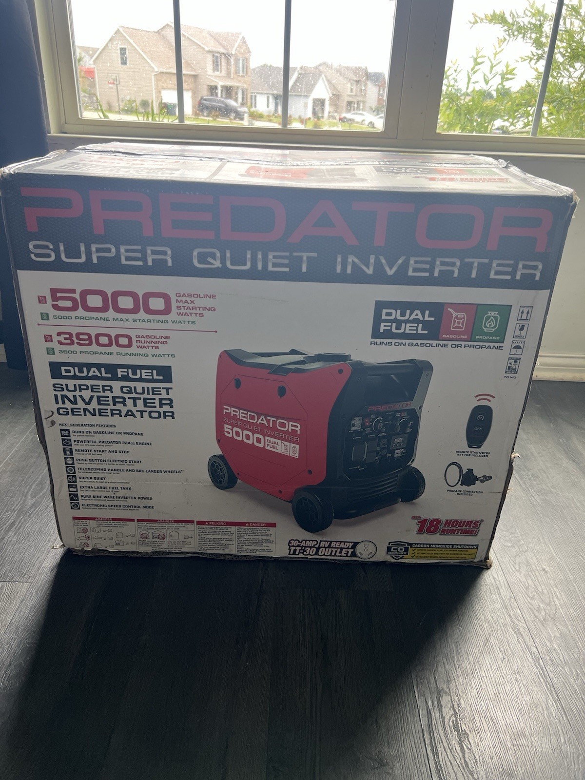 Predator Super Quiet 5000W Dual Fuel Inverter Generator