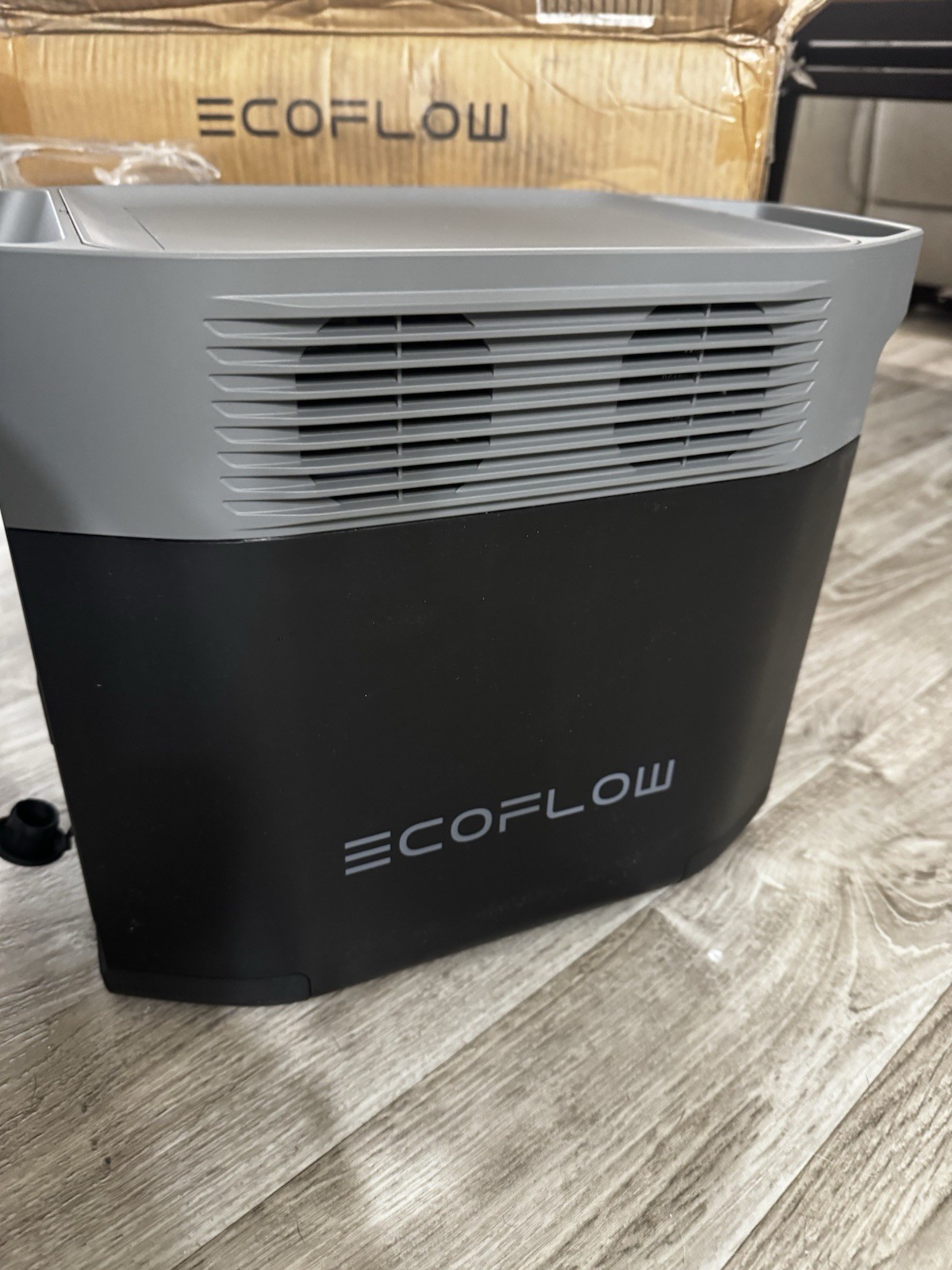 EcoFlow Power Generator Portable Power Station, Black/Gray, 4x 120V