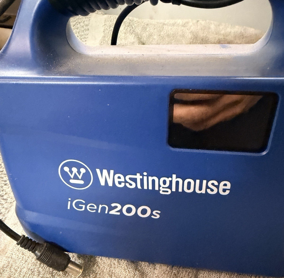 Westinghouse iGen200s Portable Power Station 150W 120V Blue USB USB-C QC 3.0