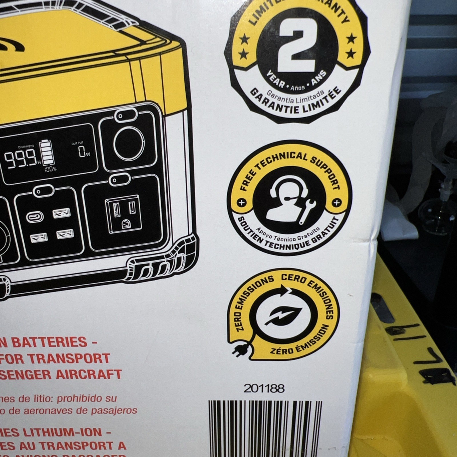 Champion Inverter Generator 600 Starting Watts. 300 Running Watts New In Box!