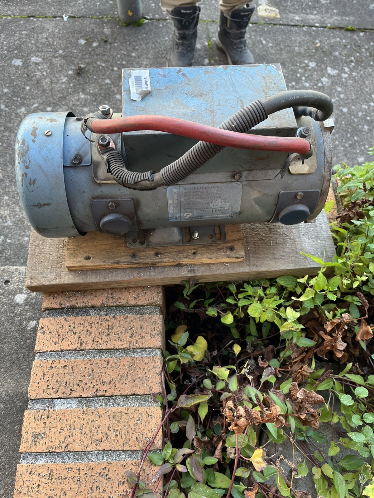Pacific Scientific Redi Line 12v 1600w Generator