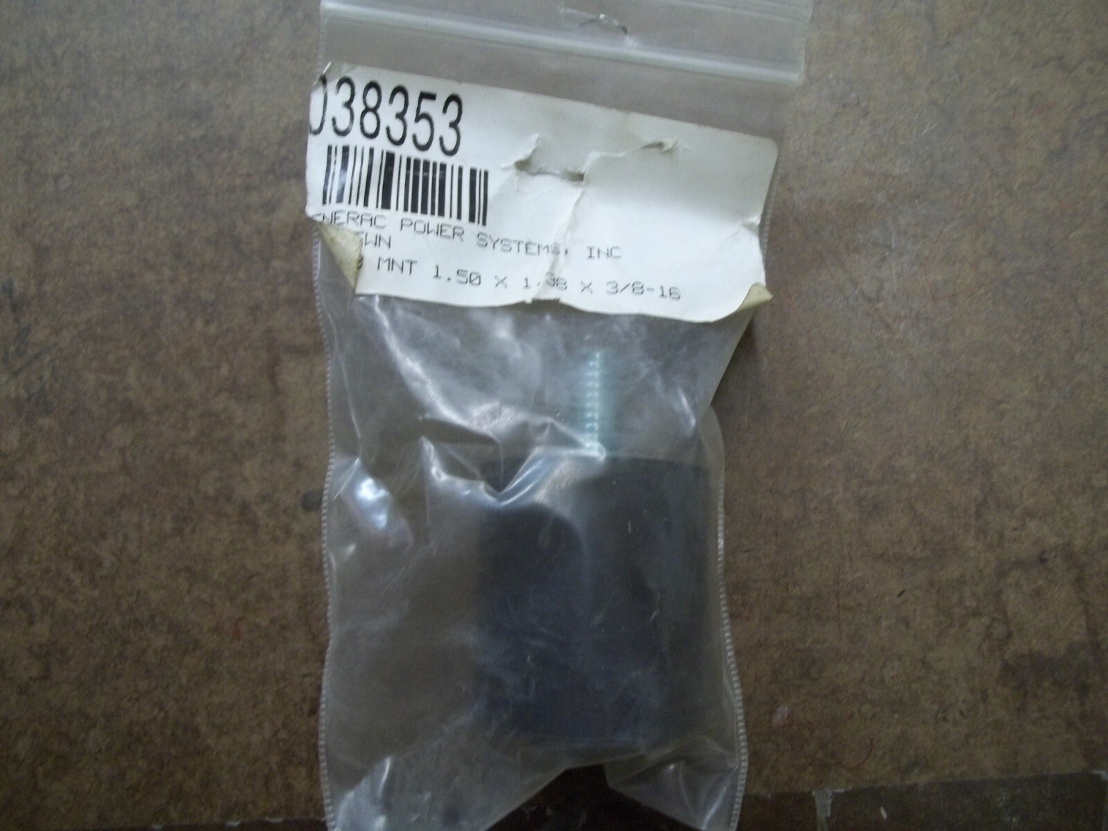 BRIGGS & STRATTON GENERAC NOS PART GENERATOR VIBRATION MOUNT 038353 GEN038353