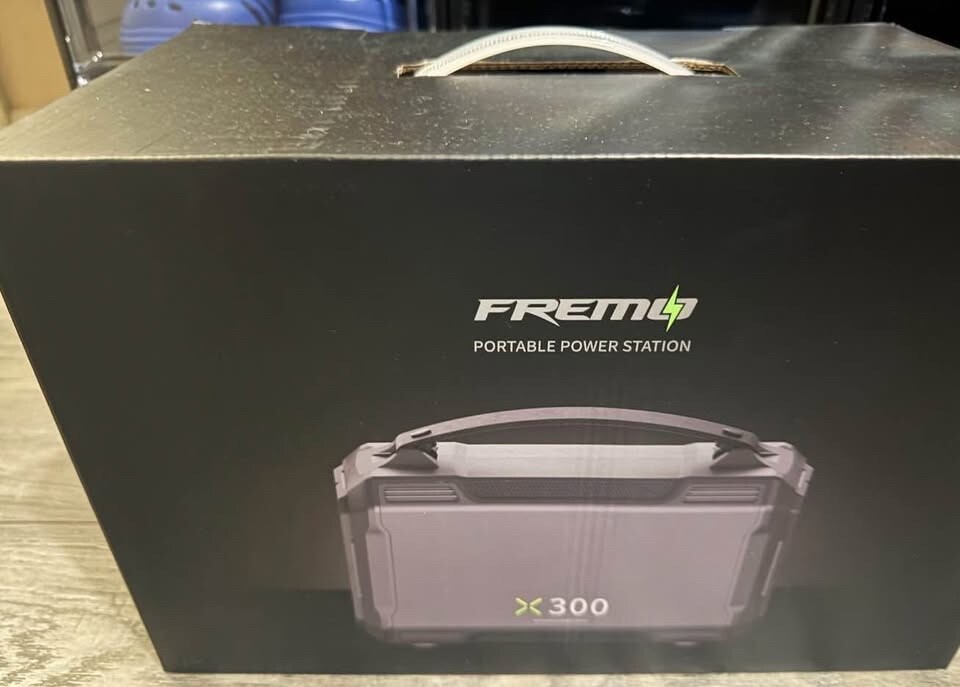 Fremo X300 276 Watt Battery Powered Portable Generator 276 Wh Capacity NEW