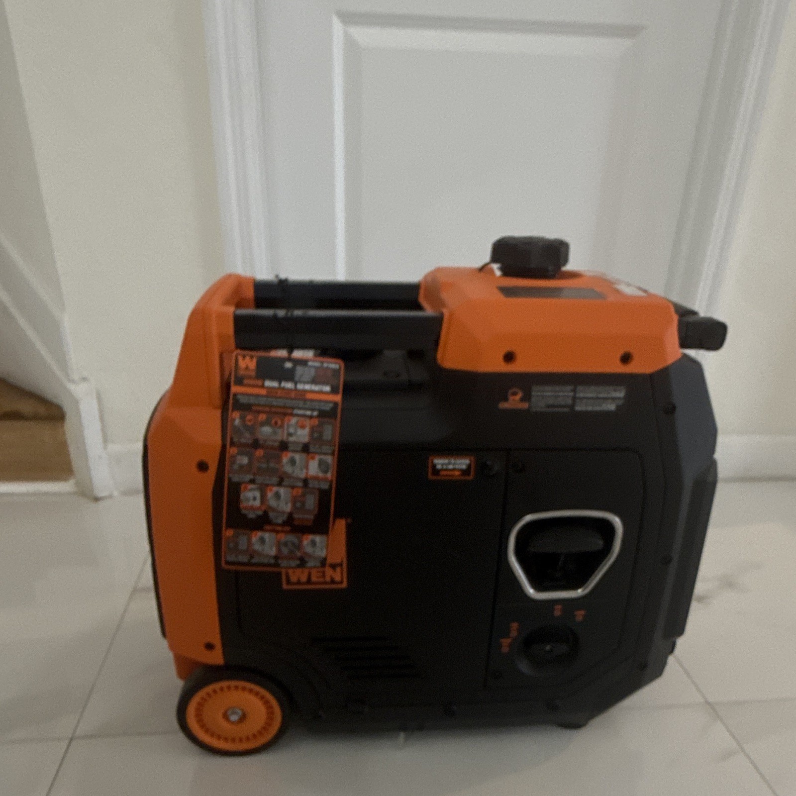 WEN GN480i 4800W Dual Fuel Inverter Generator Electric Start