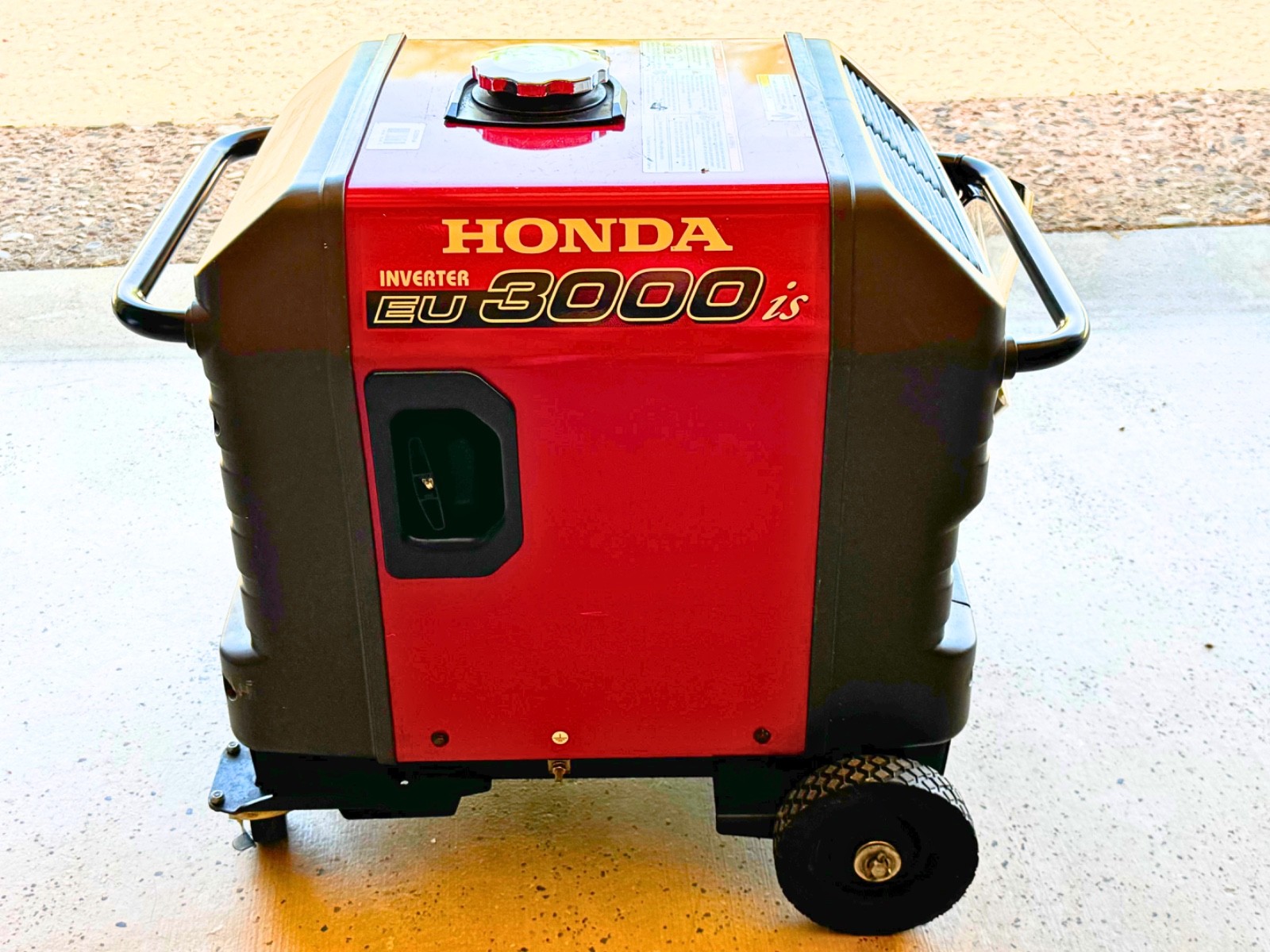 Honda EU3000I 3000W 120V Super Quiet Portable Inverter Generator w/ WHEEL KIT