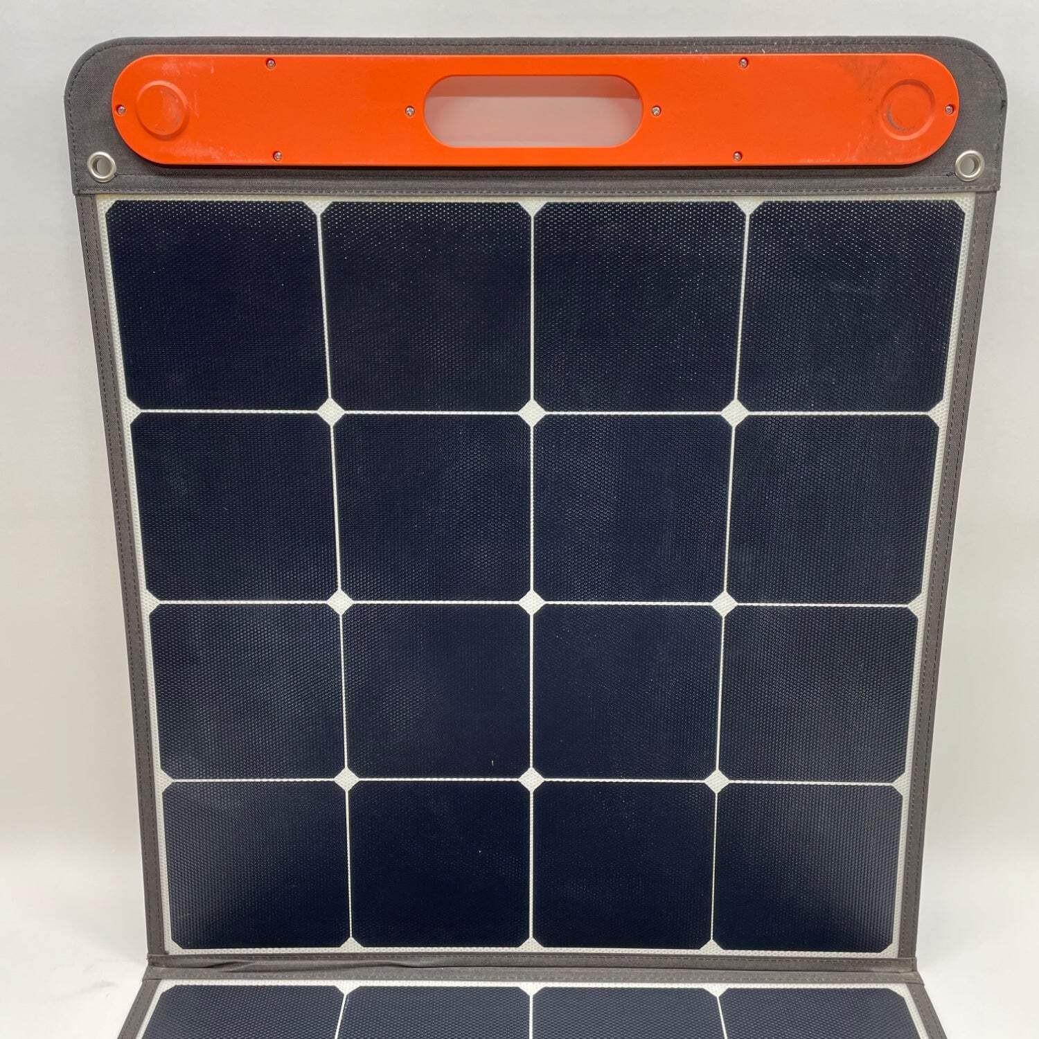 Jackery Explorer 1500 Solar Generator JSG-1500B With Solar Panels