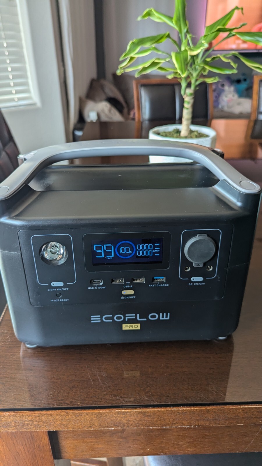 EcoFlow RIVER Pro Portable Power Station 720Wh Generator