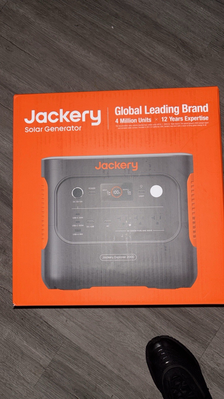 Jackery Explorer 2000 Solar Power Generator Portable Pure Sine Wave