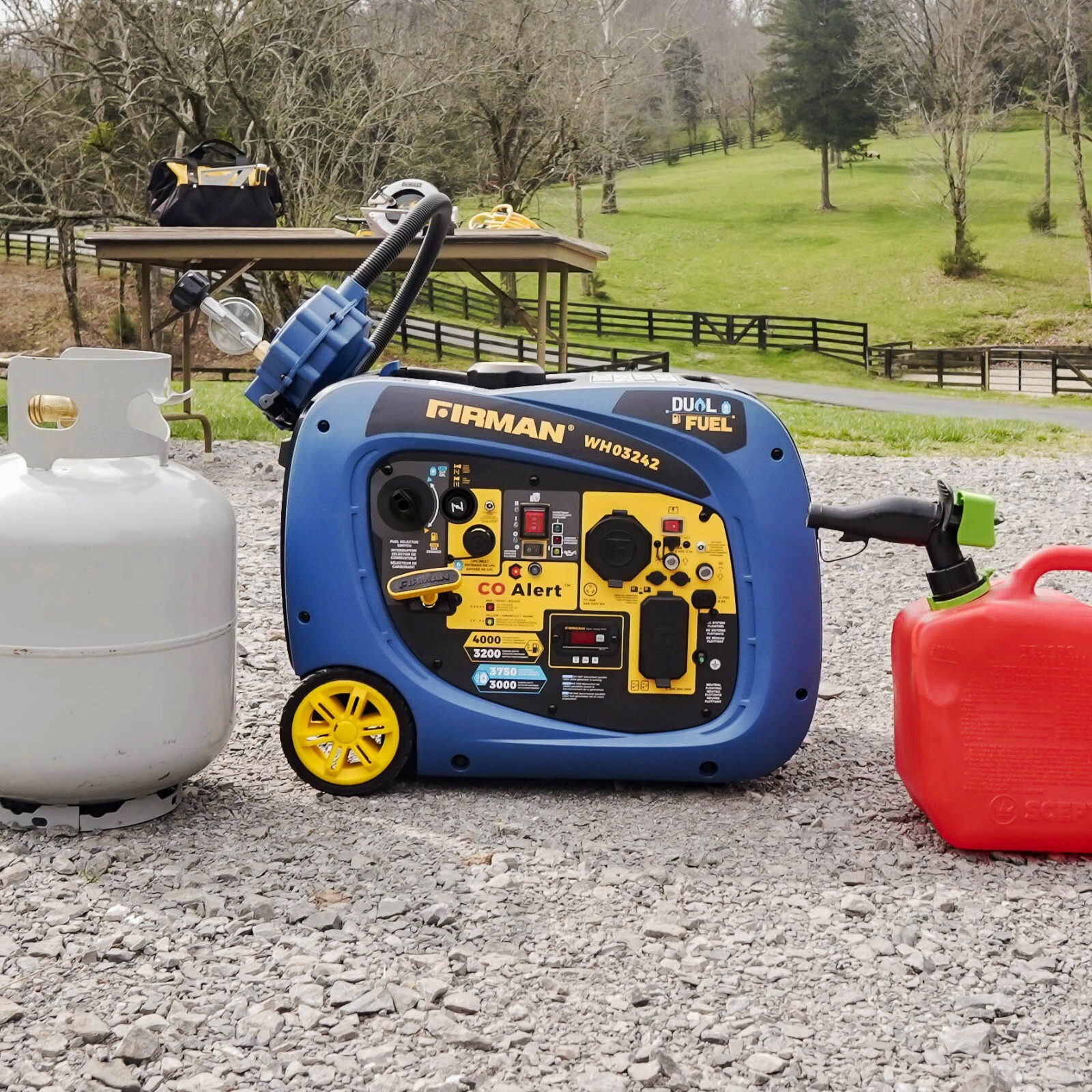 FIRMAN WH03242F 4000W Electric Start Dual Fuel Inverter Generator – Refurbished