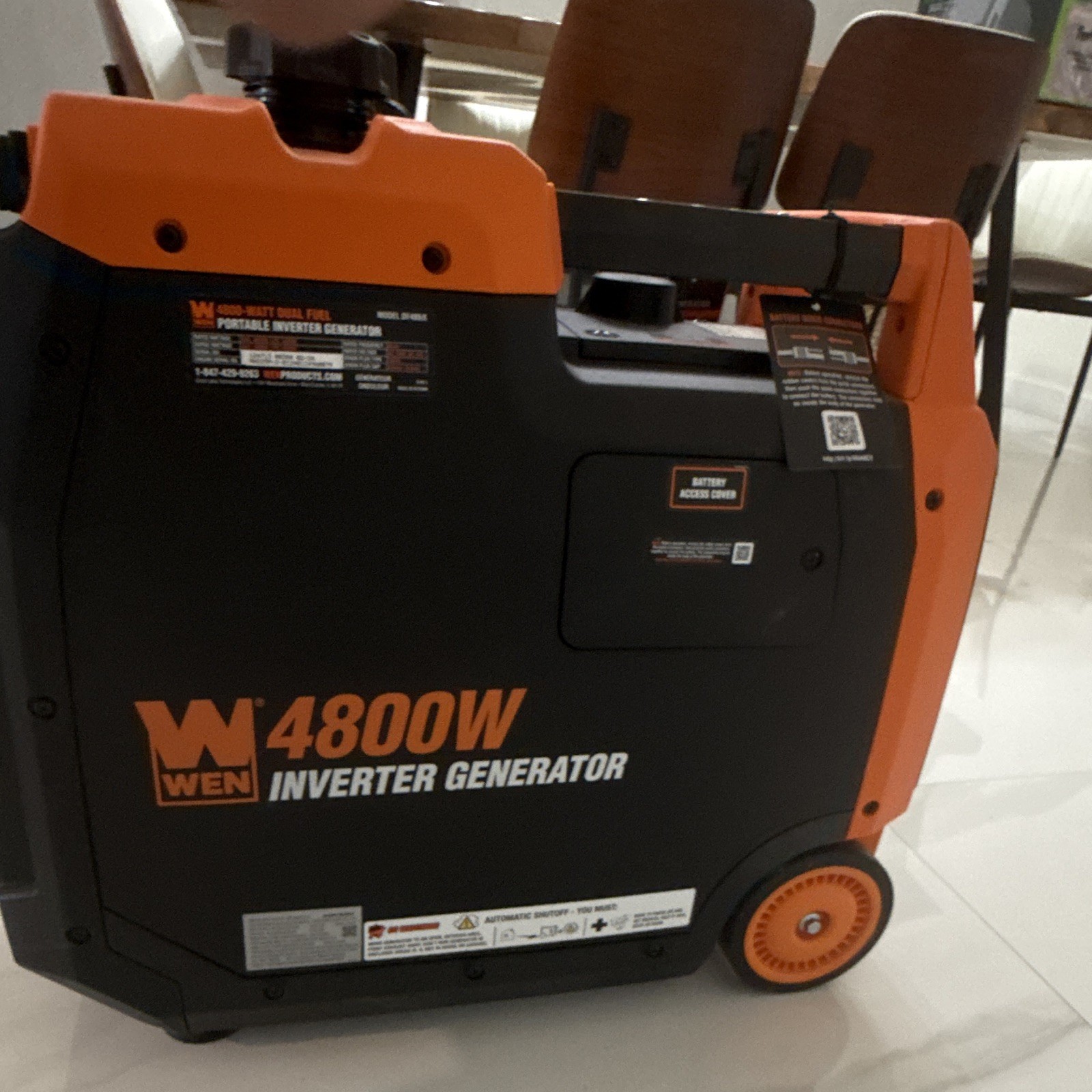 WEN GN480i 4800W Dual Fuel Inverter Generator Electric Start