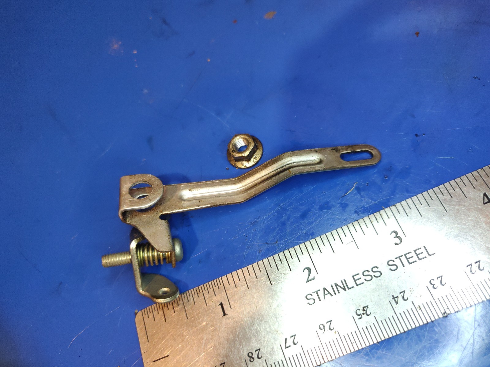 16551-892-000 arm bracket GOVERNOR honda generator em500