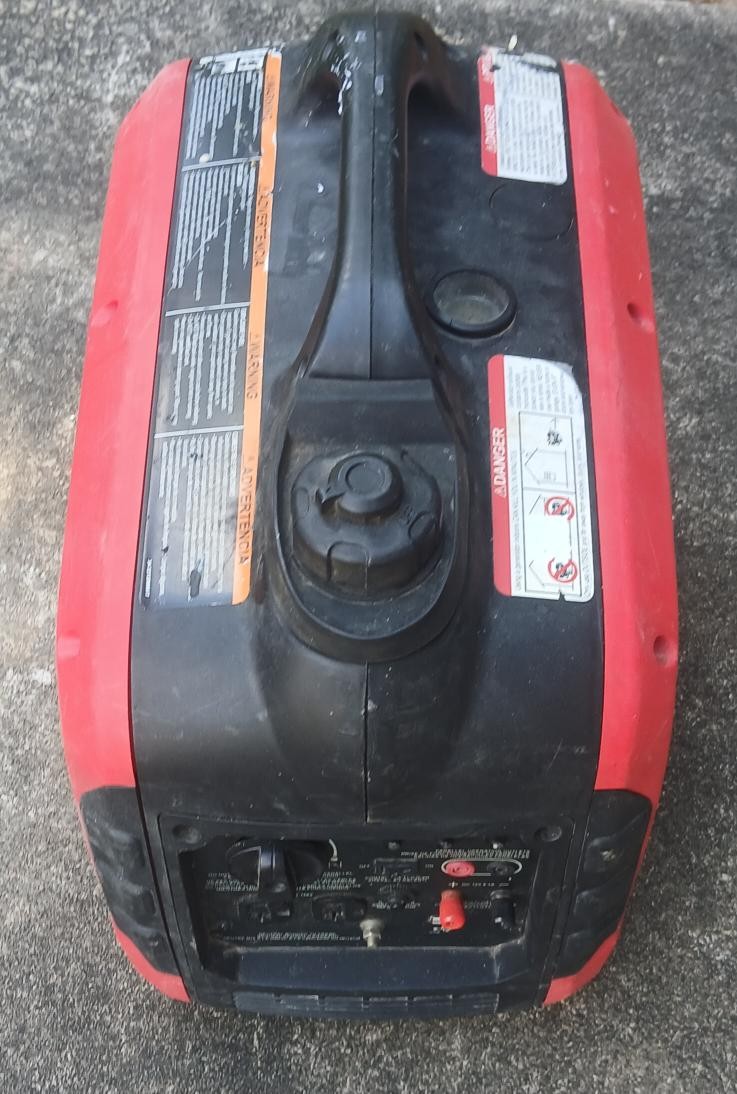 MI-T-M CORPORATION 2000 WATT GENERATOR, GEN-2000-IMM0, 120V, 1.1 GAL (TDY027852)