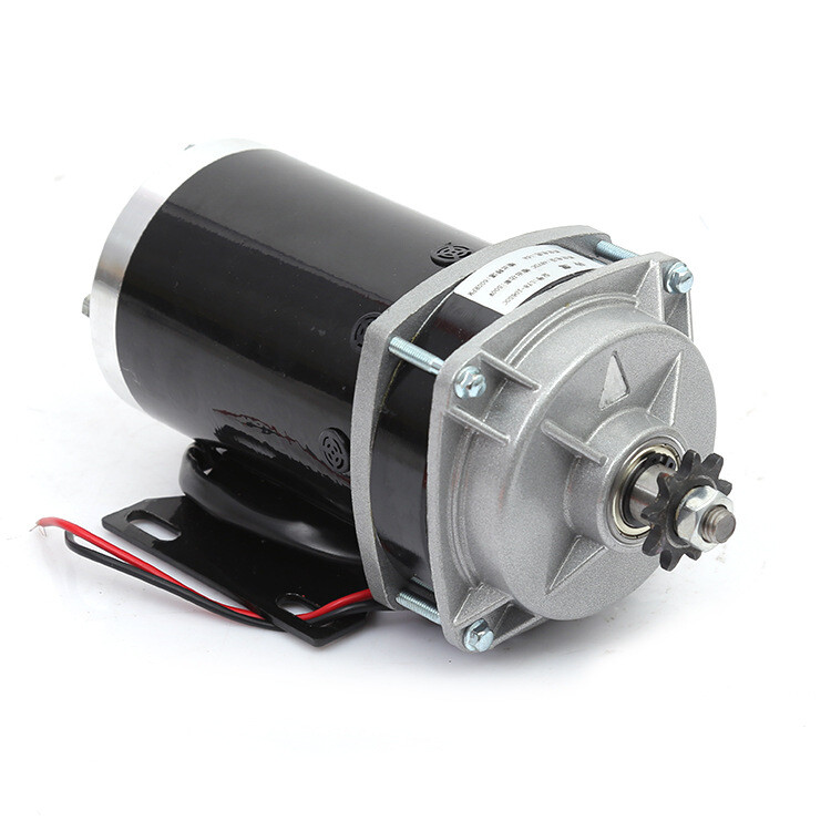 2000W 220V Low Speeds 3 Phase Permanent Magnet Generator With DC Motor