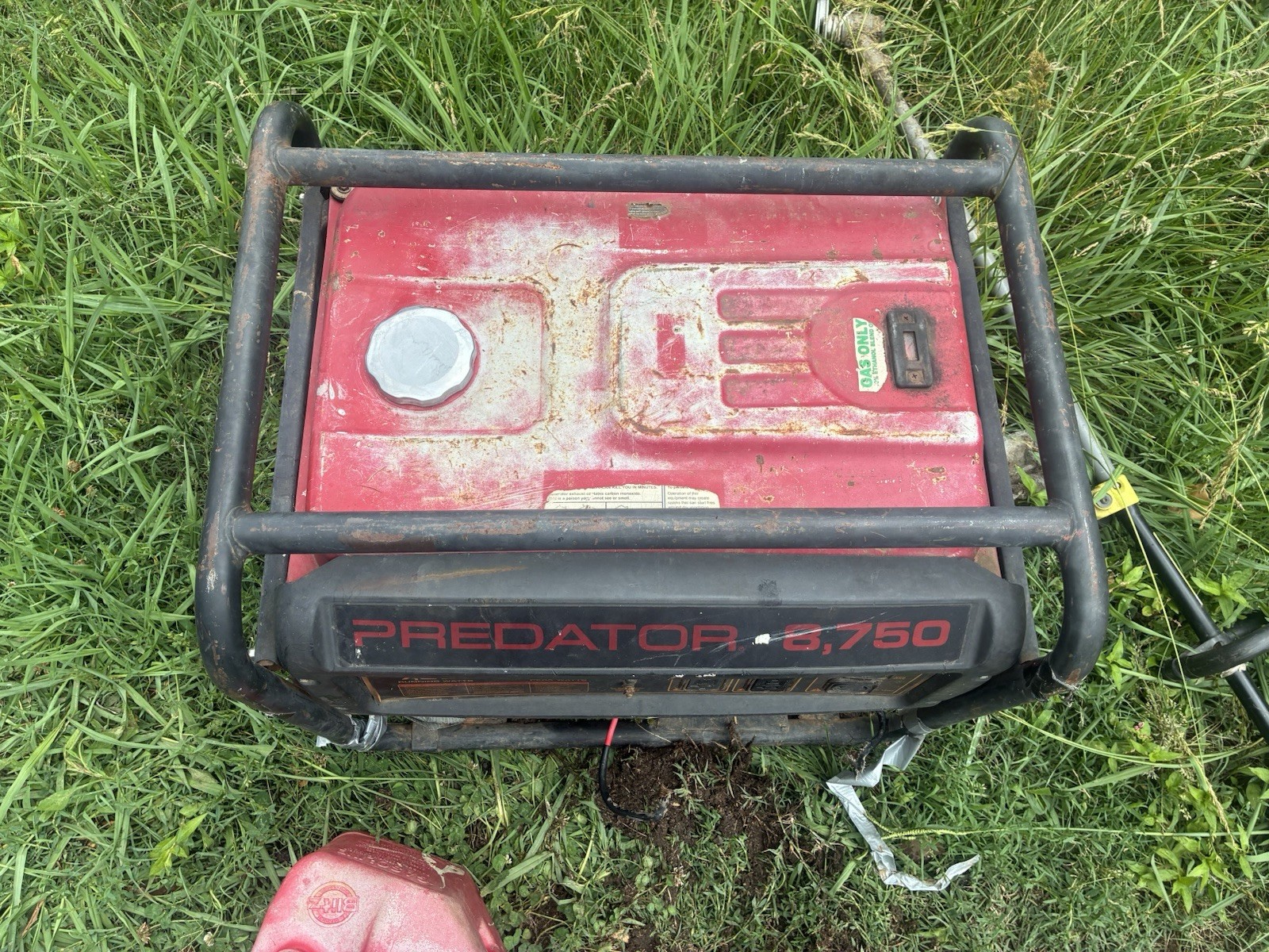 Predator 8750 Portable Gasoline Power Generator, 5+ gal Tank, Red/Black