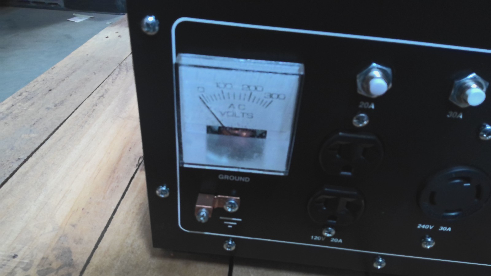 VOLTMASTER AR250 ELECTRIC GENERATOR RATED WATTS 25000 3600 RPM V120/240 (C03B3)