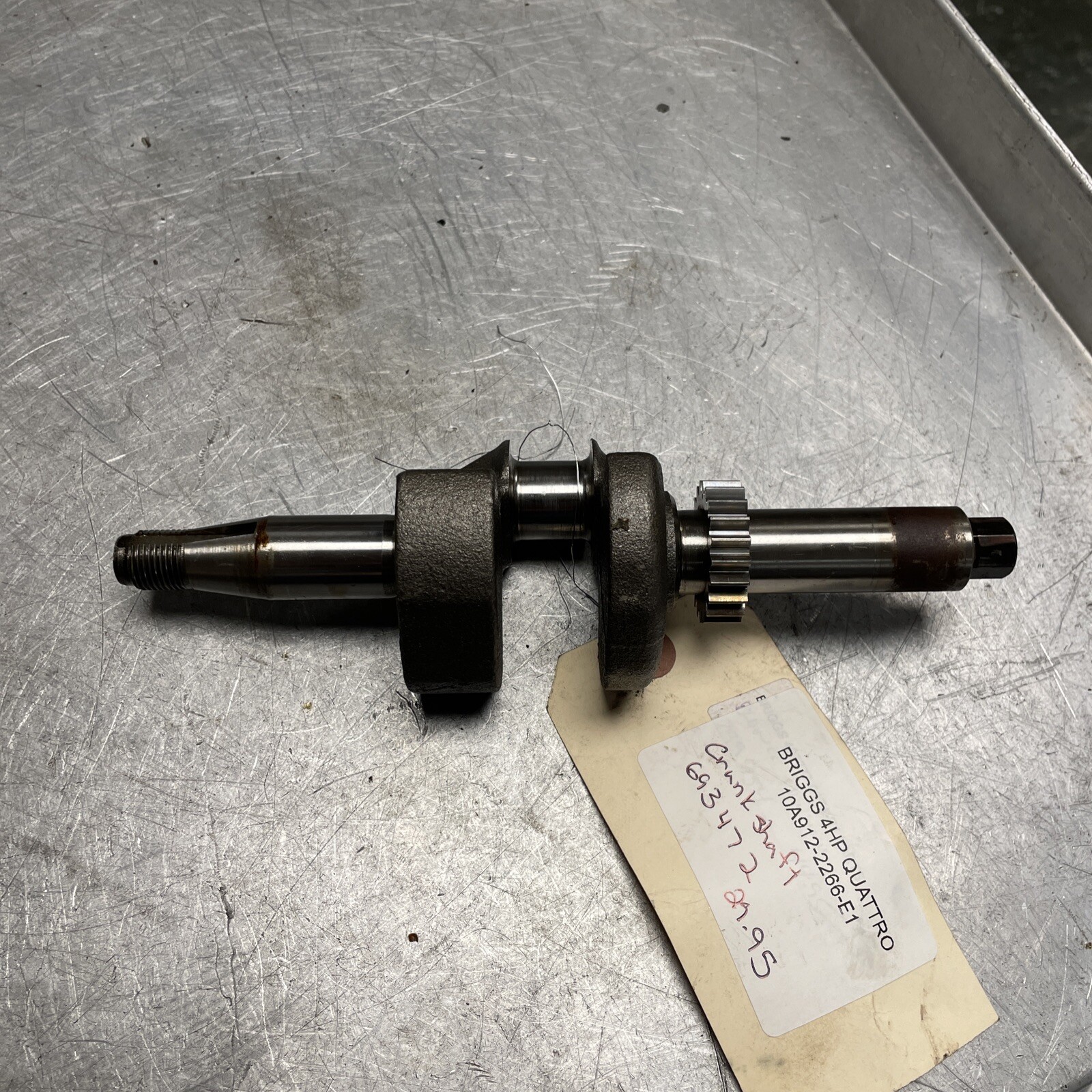 OEM USED BRIGGS 4HP QUATTRO 10A912-2266-E1 CRANKSHAFT 693472