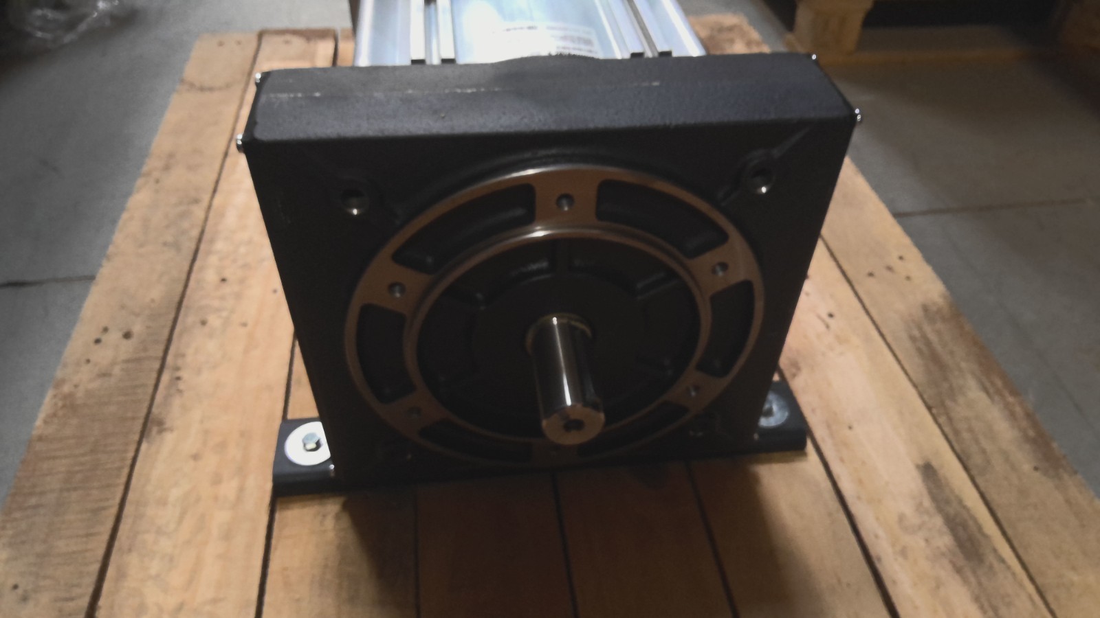 VOLTMASTER AR250 ELECTRIC GENERATOR RATED WATTS 25000 3600 RPM V120/240 (C03B3)
