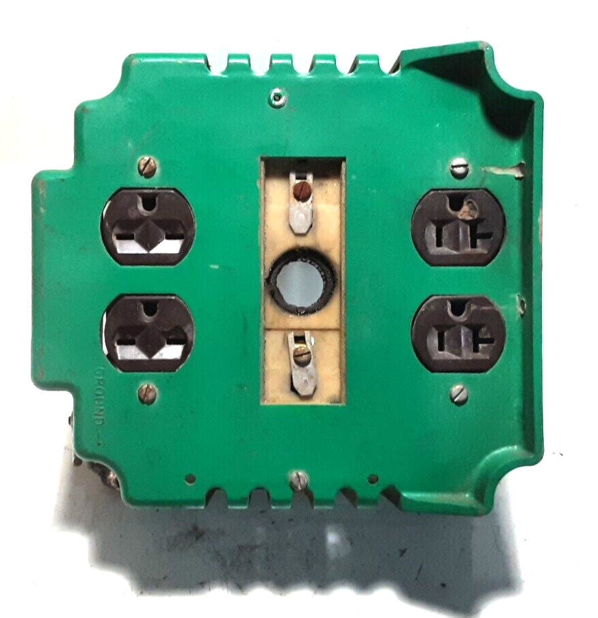 Coleman Powermate 4 KW Generator 4000 Series 54 End cap 0050469, Oem Used