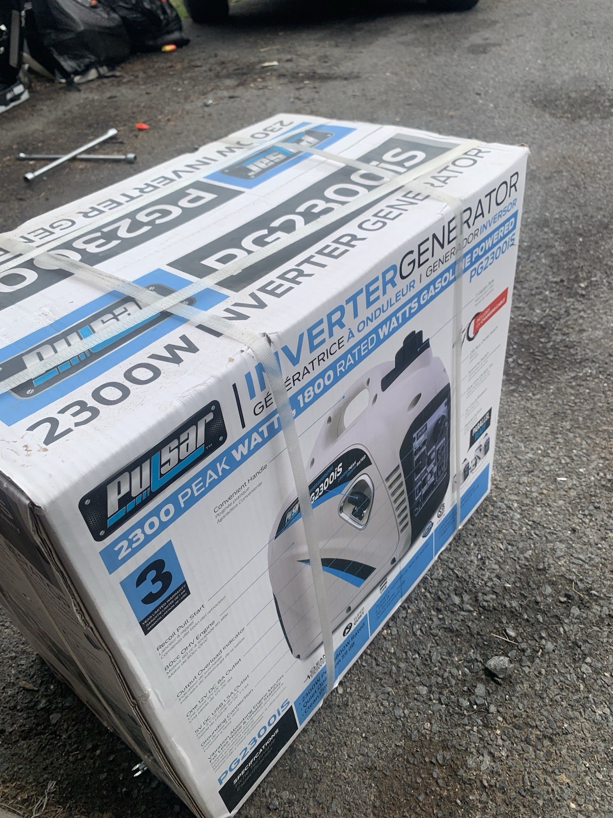 BRAND NEW Pulsar Gas-Powered 2300W Portable Inverter Generator PG2300IS (White)