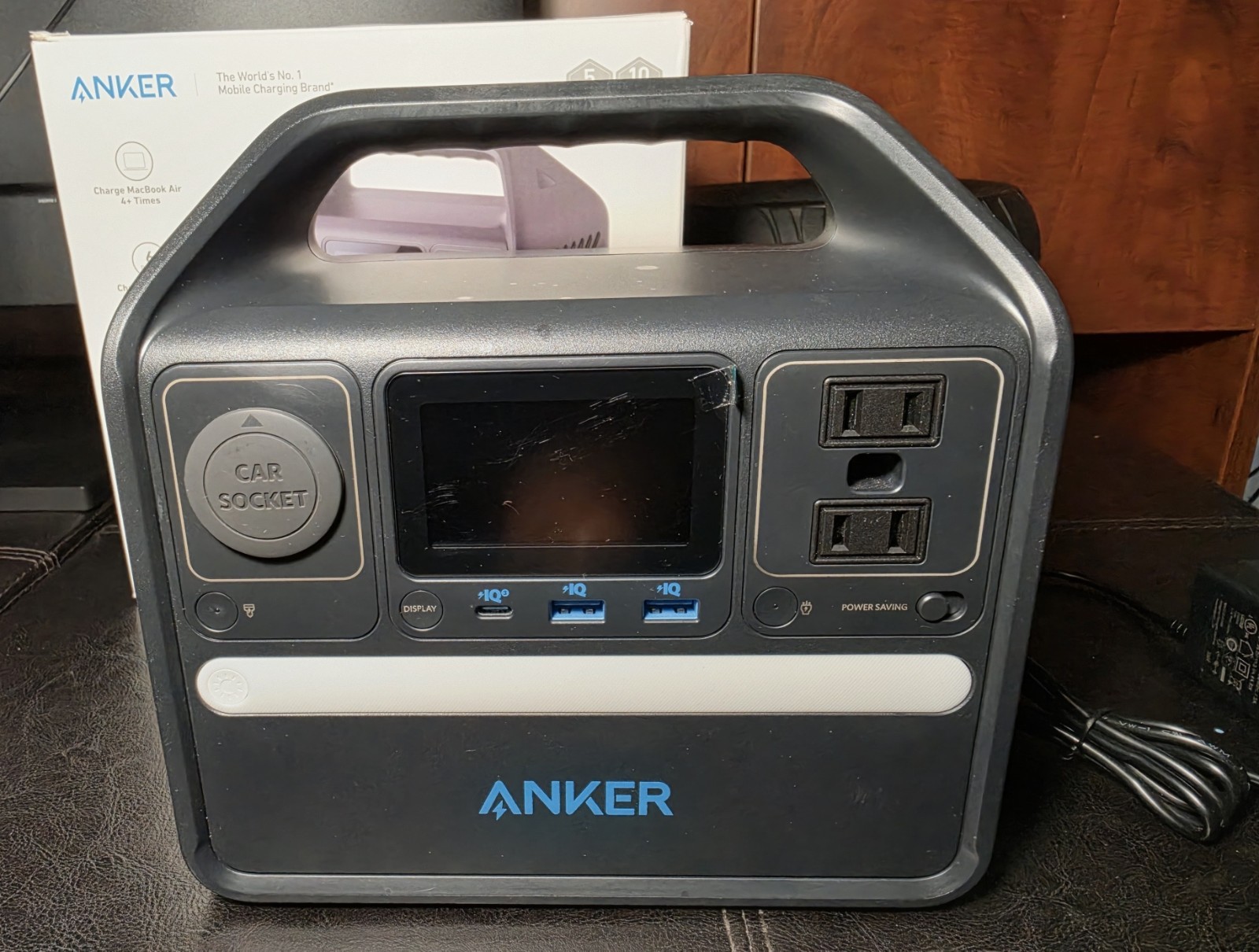 Anker 521 Portable Power Station 256Wh camping power bank source battery