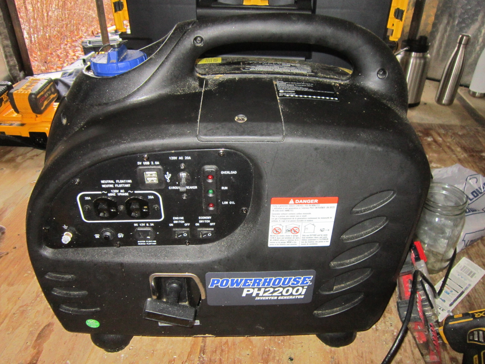 2200 Watt Inverter Generator AS IS UNTESTED Powerhouse PH2200I