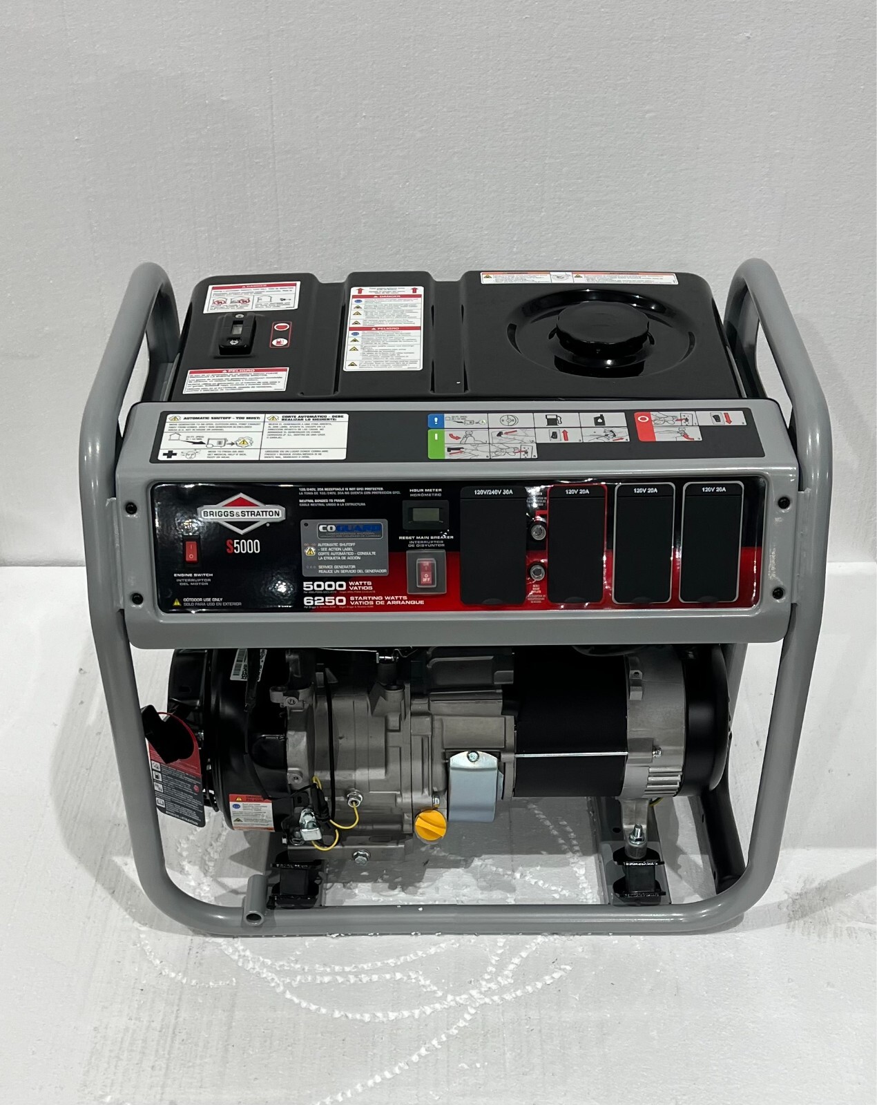 Briggs and Stratton 5000 watt Generator 30737